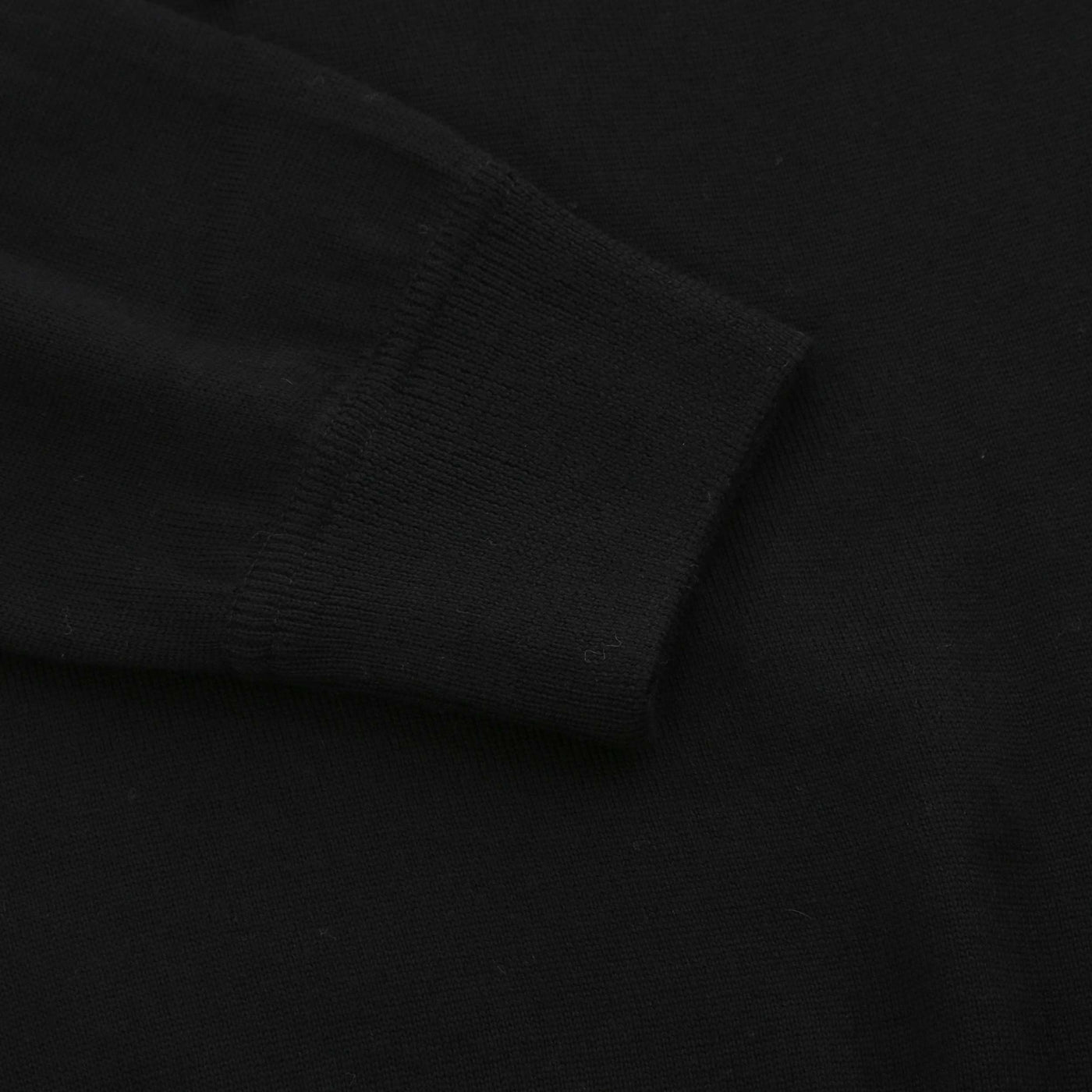 Gran Sasso Pullover Hoody Knitwear in Black Cuff