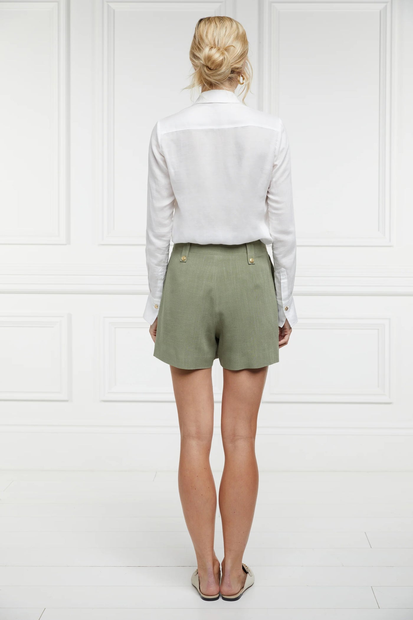 Holland Cooper Tailored Linen Short in Sage Model Back